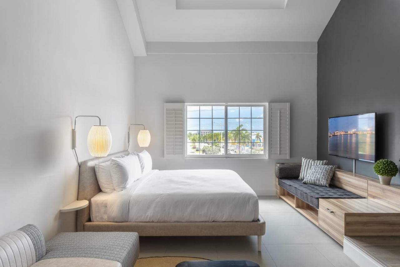 The Locale Hotel Grand Cayman George Town Dış mekan fotoğraf